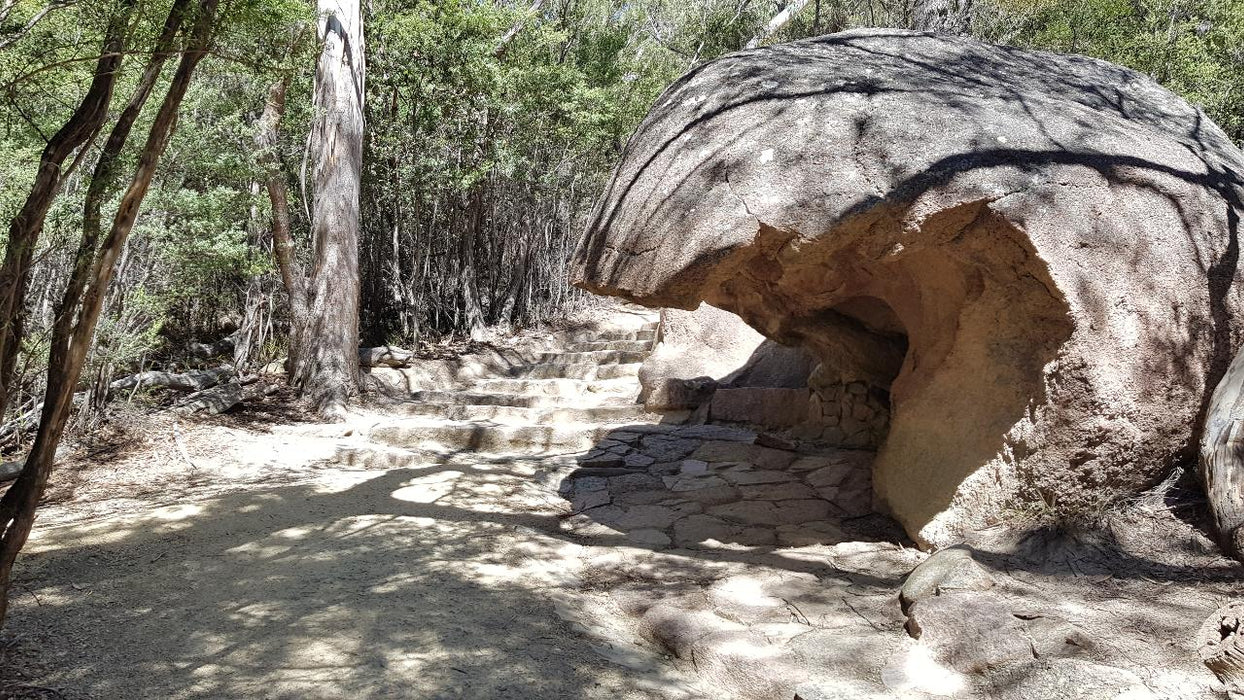 Wineglass Bay & Freycinet Peninsula Day Tour