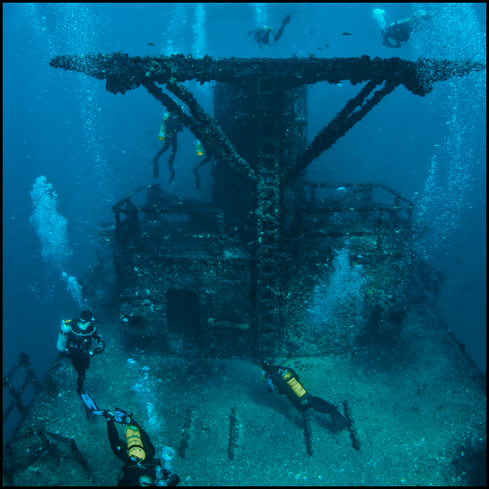 Ex-Hmas Brisbane Double Dive