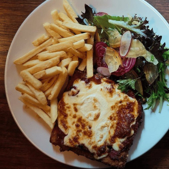 A Heritage Dining Experience At Victoria Hotel Footscray - We Wander