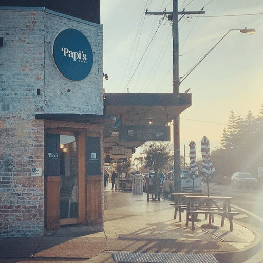 A Pizza And Wine Experience At Papi's Pizza - We Wander