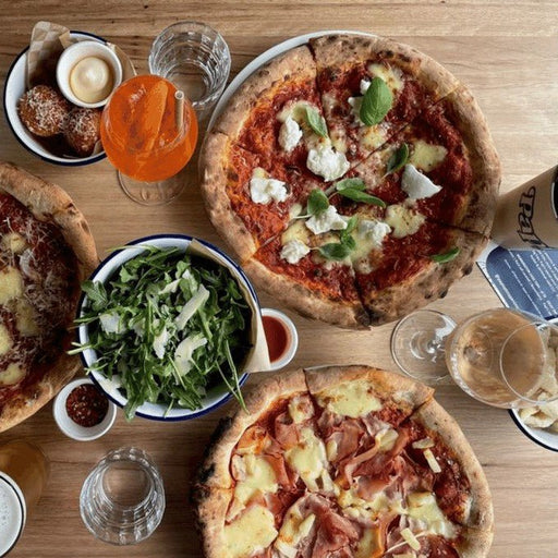 A Pizza And Wine Experience At Papi's Pizza - We Wander