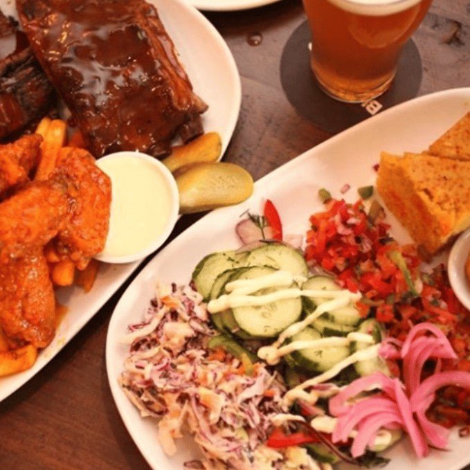 A Signature Grill Dining Experience At Bluegrass Bbq Hudson Corner - We Wander