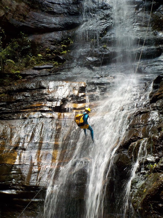 Empress Canyon Abseiling And Canyoning Adventure - Blue Mountains - We Wander