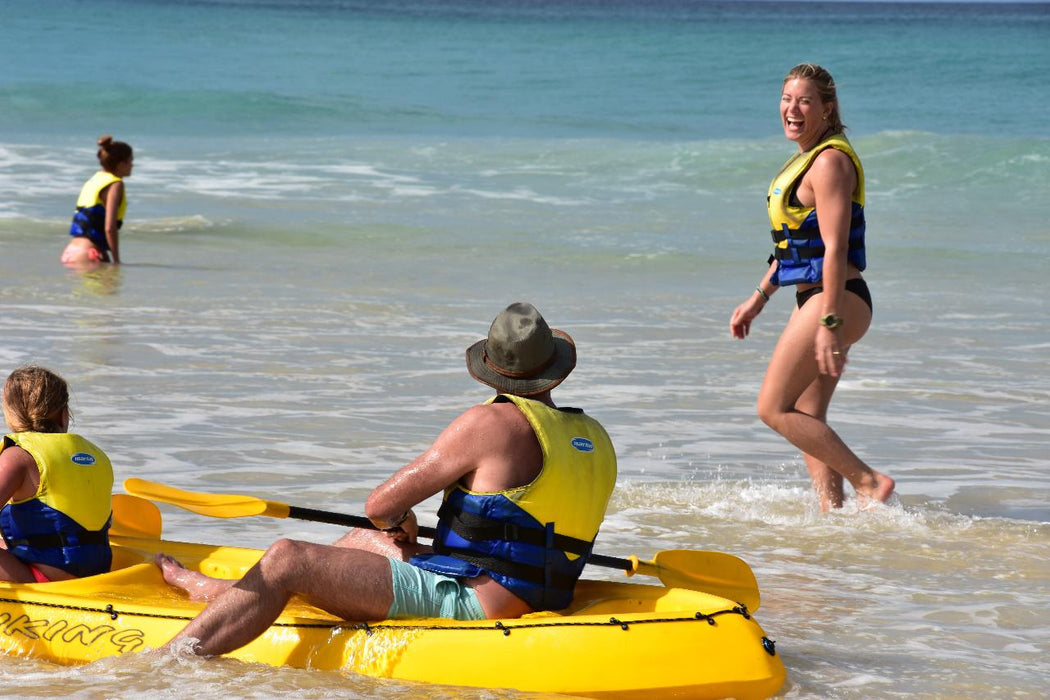 Noosa Dolphin View Sea Kayak & Beach 4X4 Adventure - Day Tour - We Wander